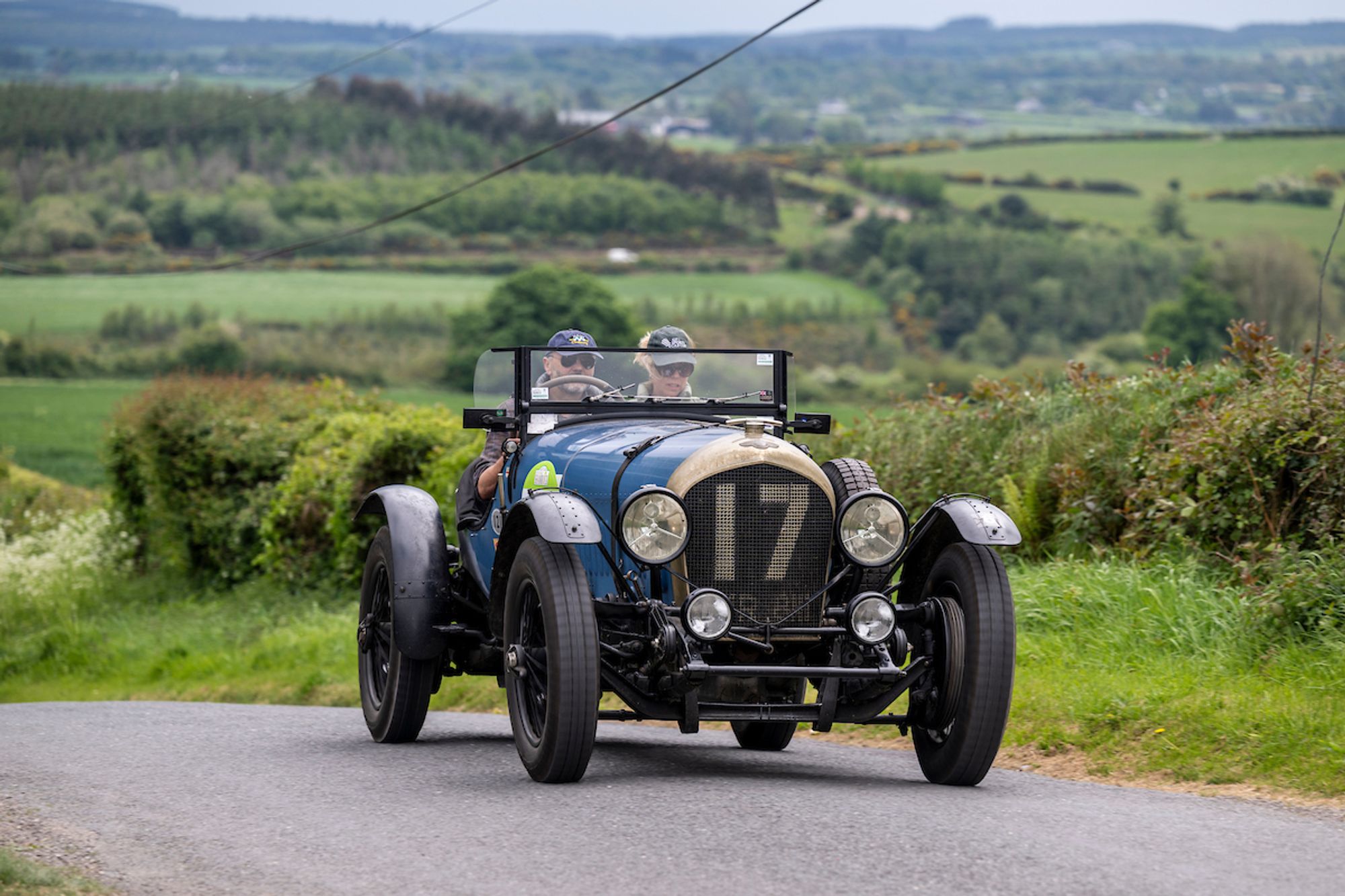 Rally The Globe: Vintage Shamrock