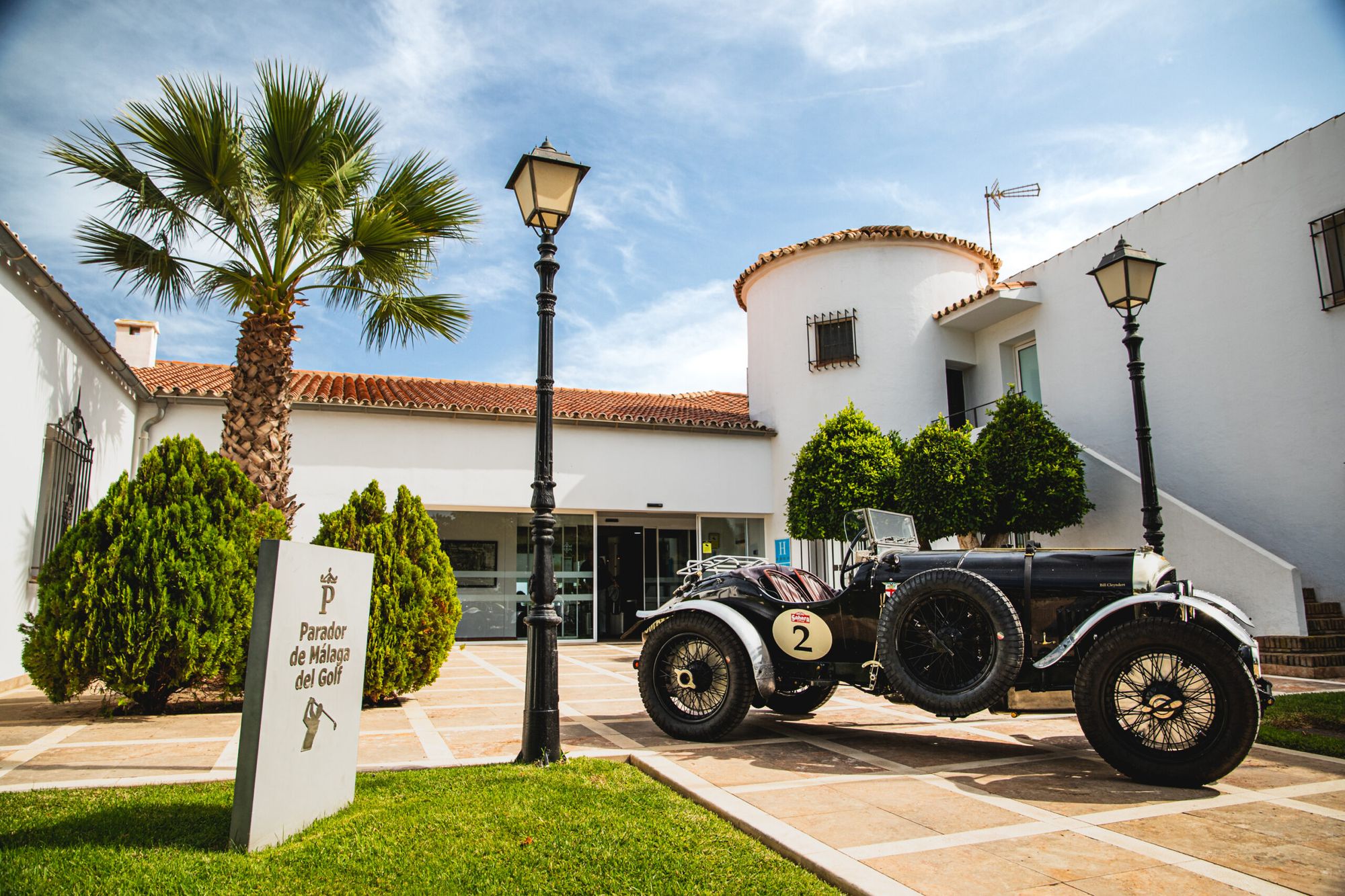 Sahara Challenge: A Bentley Wins Again!